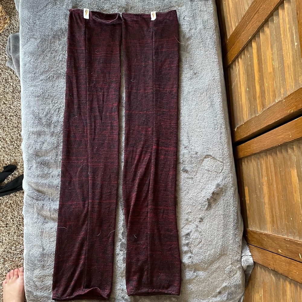 ✨Medium Boysenberry RubiaWear Legwarmers✨